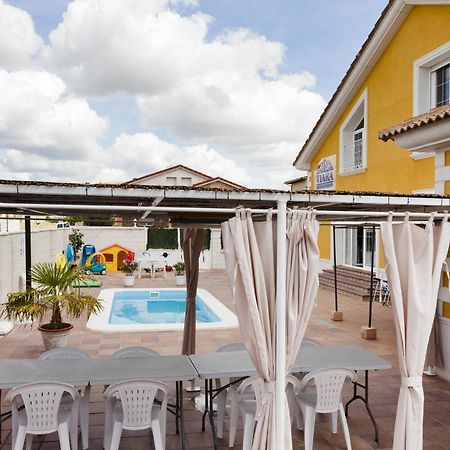 Tiara Vacaciones Villa Nava de la Asuncion Kültér fotó